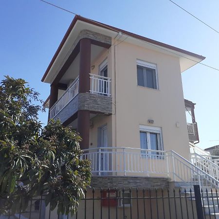 Polis΄ House Apartment Vrasná Exterior foto