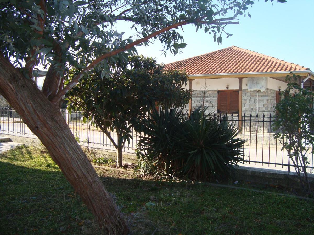Polis΄ House Apartment Vrasná Exterior foto