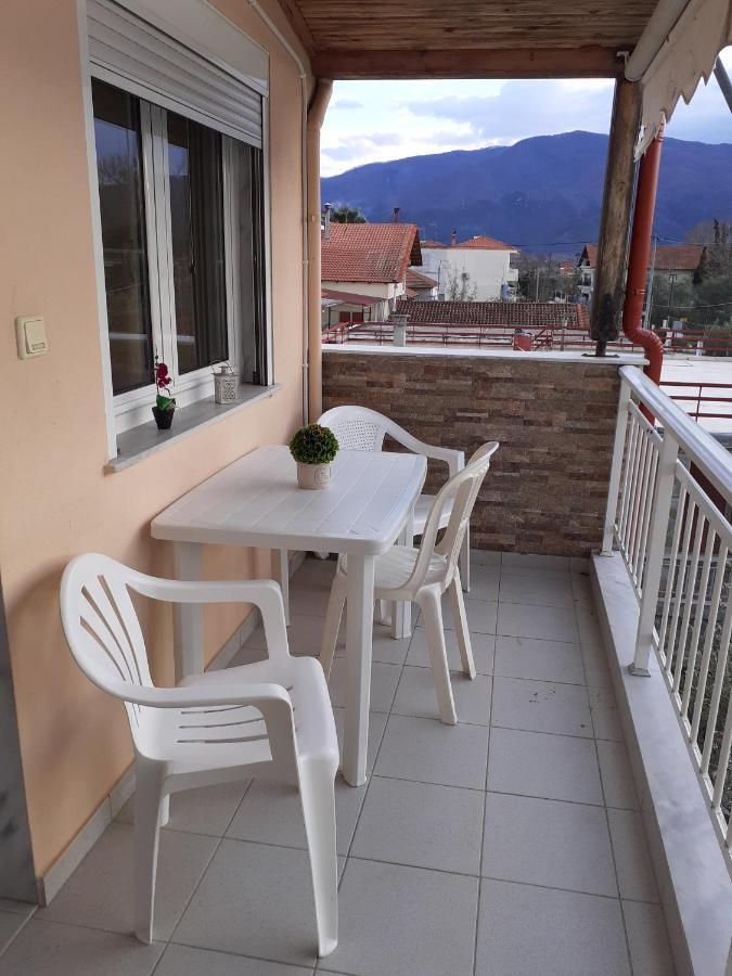 Polis΄ House Apartment Vrasná Exterior foto