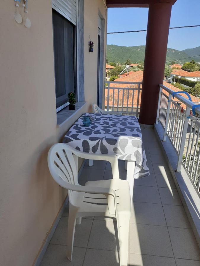 Polis΄ House Apartment Vrasná Exterior foto
